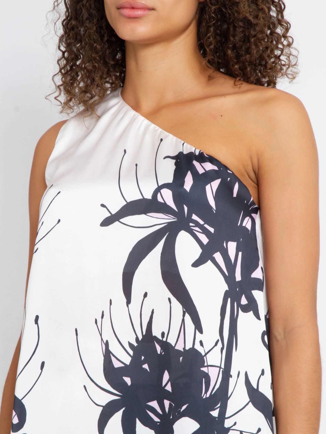 GISELE TUNIC