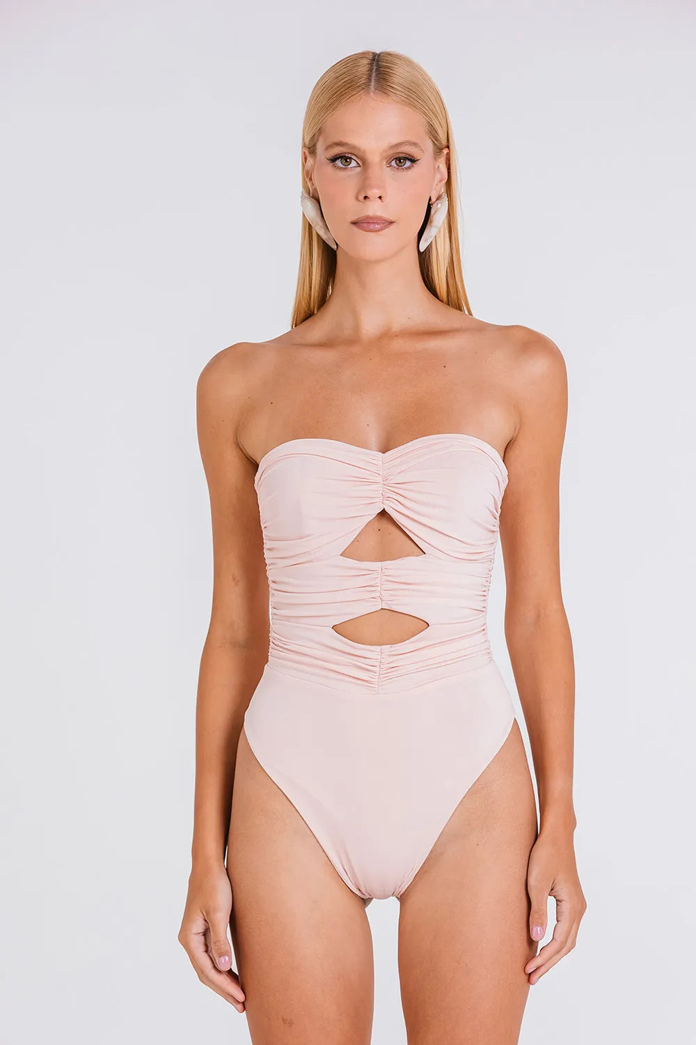 BODY NAOMI